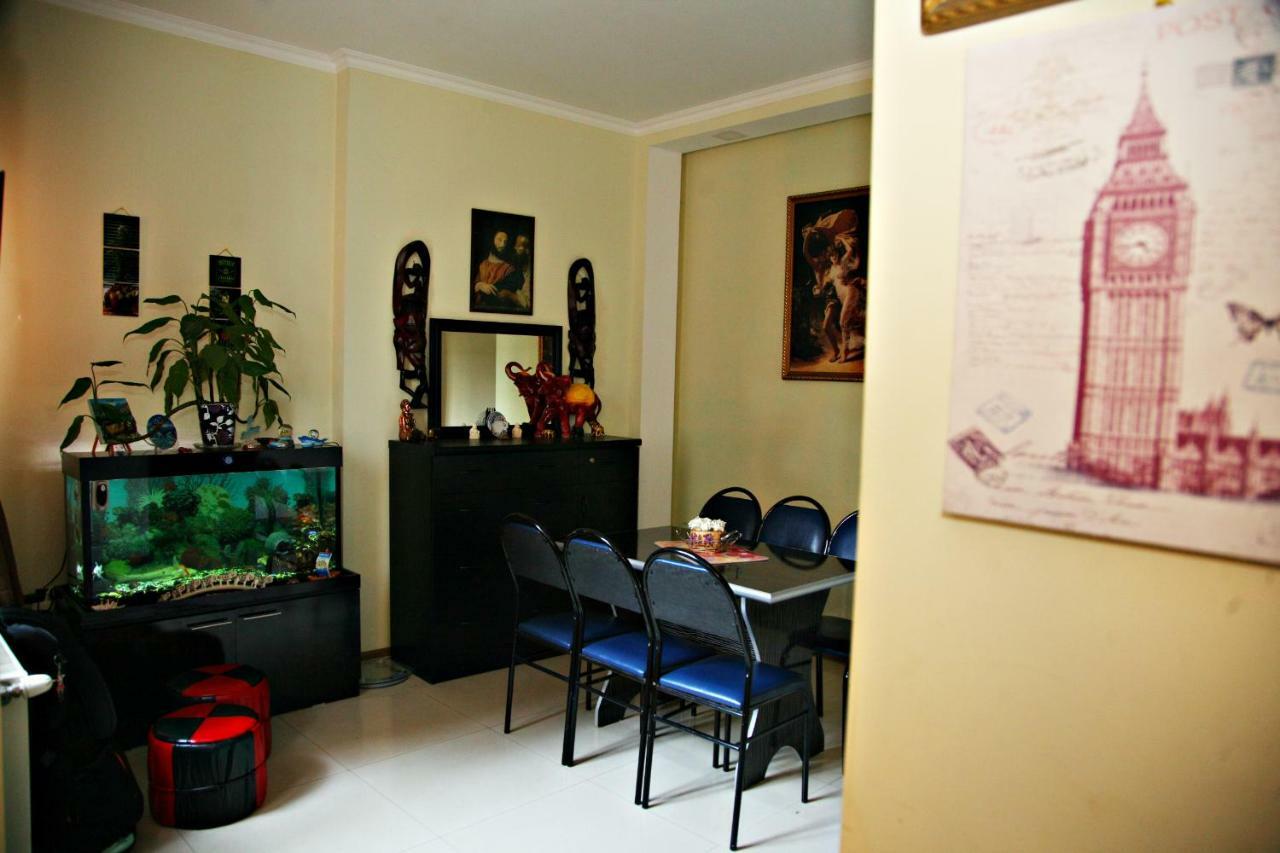 Guesthouse Different Тбилиси Экстерьер фото